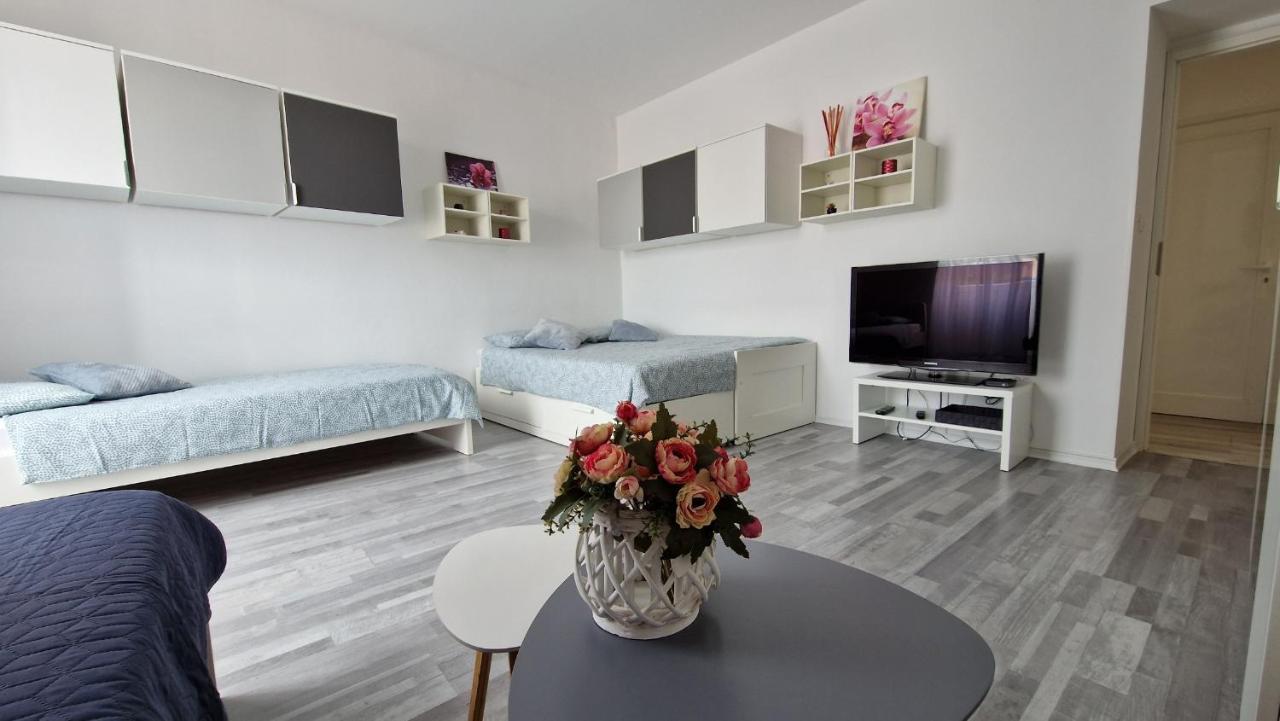 Sun Kissed Apartment Koper Exterior foto